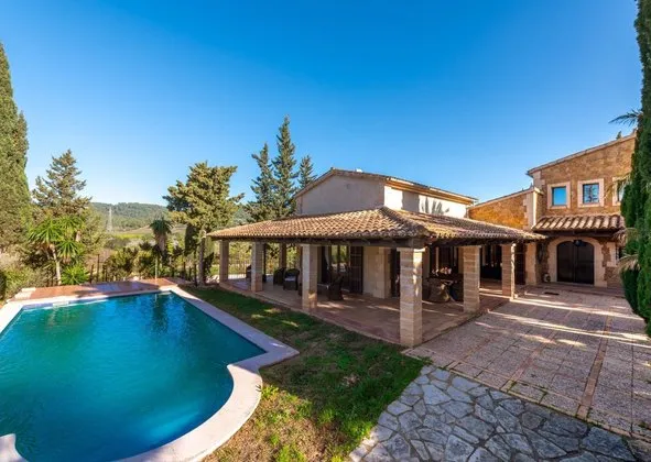 Country house in Cort, Palma de Mallorca — photo 1