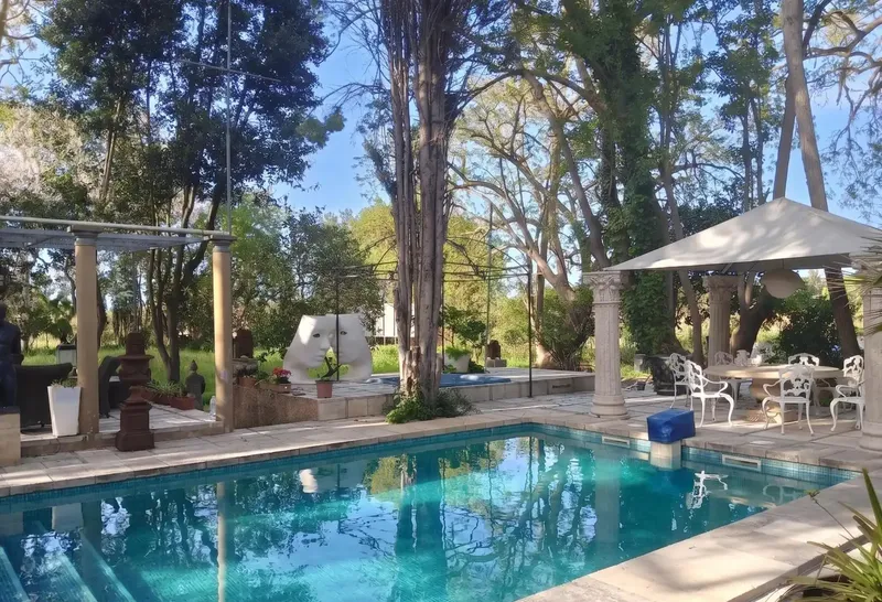 The Legacy of an Artist, We are not dealing with a conventional rustic estate, but rather the creative refuge and home of the renowned artist Joan R — photo 1