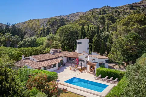 Villa in Port de Pollença, Mallorca — photo 1
