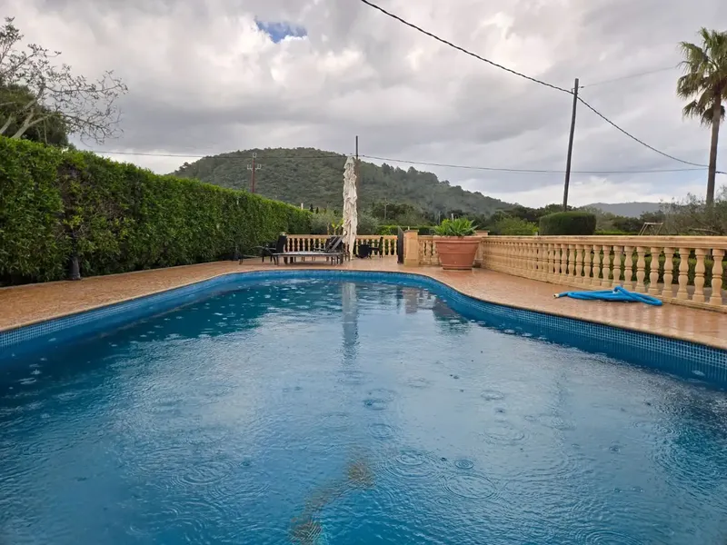House with pool for rent in Des Cos 10 — photo 4