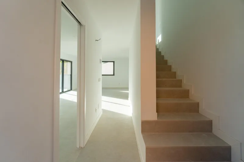 Modern-style villa in Genoa — photo 3