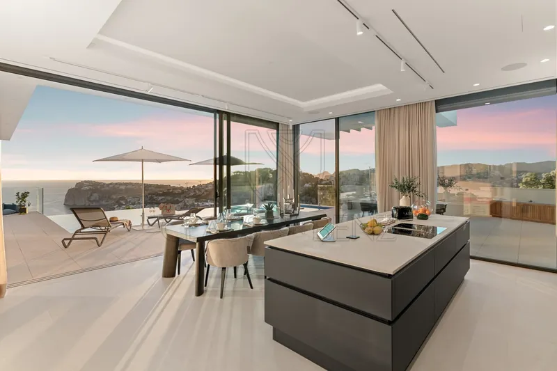 Luxury villa of superlatives in Cala Llamp / Port d'Andratx — photo 3