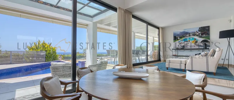 Spacious villa in Badia Blava with fantastic views in 1st sea line on the coast of Llucmajor — photo 4