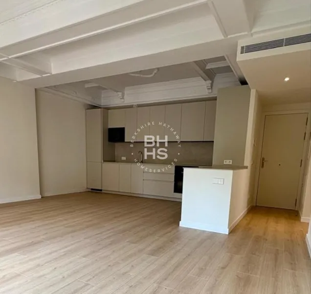 Apartment to rent in Sant Nicolau — photo 3