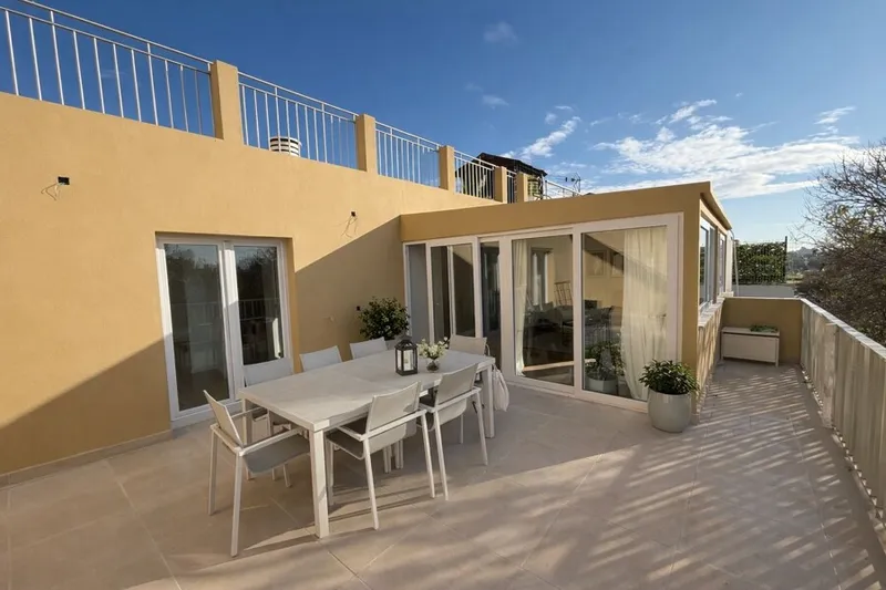 Fantastic Penthouse with Ample Terraces in Molinar — photo 6