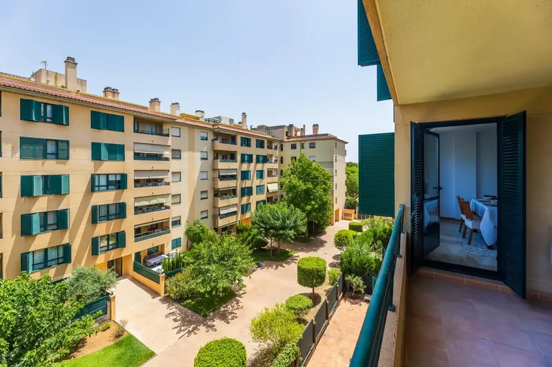 Son Cotoner-Son Dameto Area, Juan Gris Street - Are you a family that would like to live close to all the amenities the district offers? — photo 1