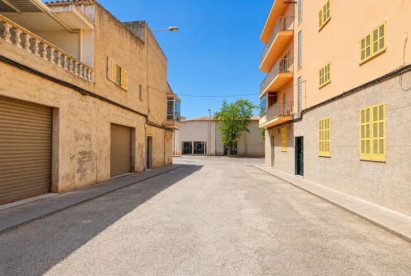 Garage in Manacor — photo 7
