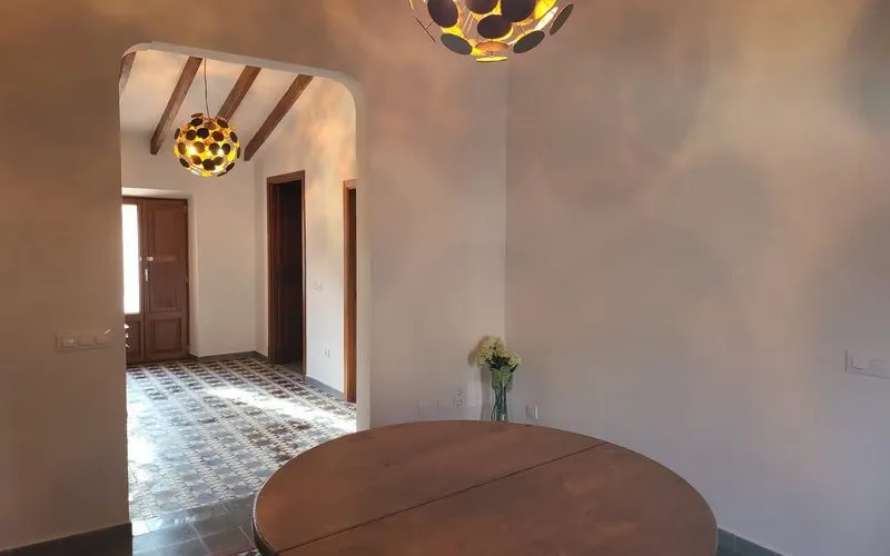 Elaborately renovated townhouse with a lot of charm — photo 10