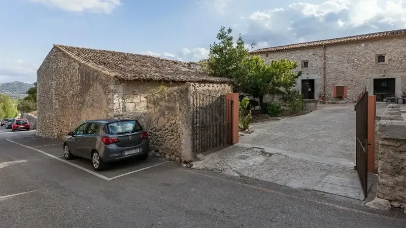 Old house for renovation in Moscari, 198 m2 built and possibility of second half-height floor on a 738 m2 plot with — photo 12