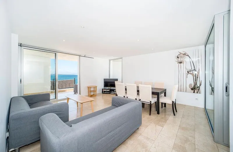 Attractive townhouse with sea views in Colonia San Pedr — photo 7