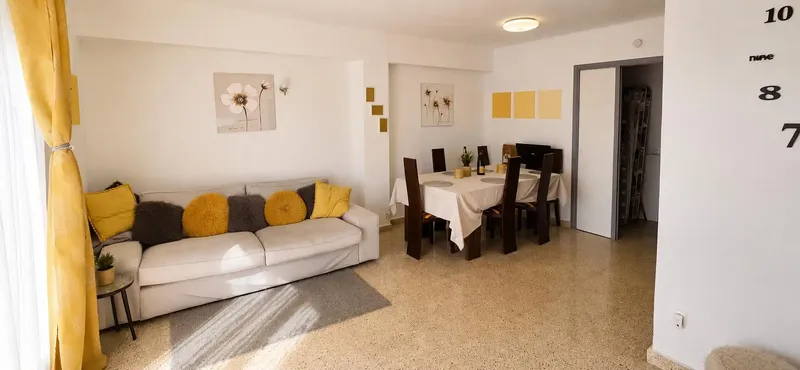 Apartment for sale in Son Ferrer, with approximately 86 m2 built and a terrace of about 7 m2 — photo 1