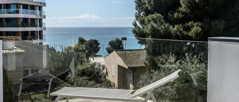 Luxurious villa with sea views in Portals Nous — photo 1