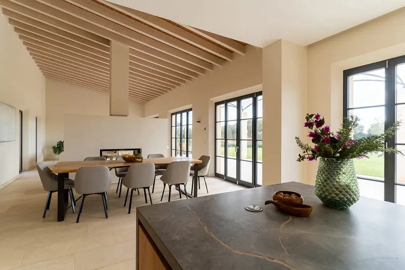 Stunning Mallorcan Finca with Pool House and Breathtaking Views in Campos — photo 10