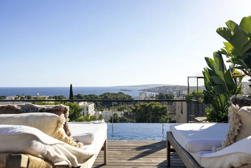 Contemporary Duplex Penthouse in Bonanova, with Private Rooftop Pool and Sea Views — photo 1