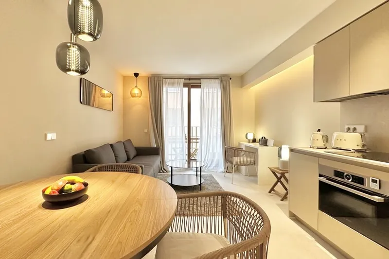 Modern Apartment with balcony and rooftop terrace in Palma — photo 4
