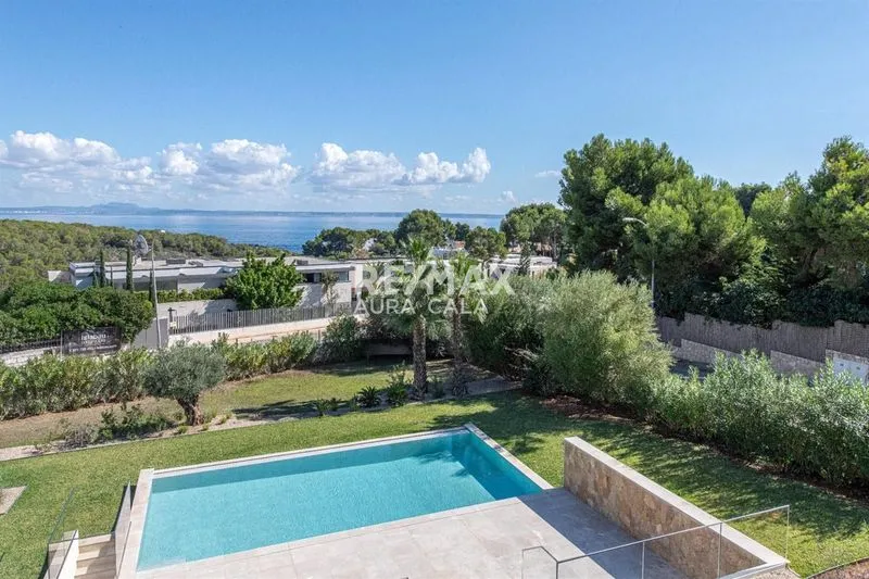 Detached Villa for sale in Calvià — photo 1