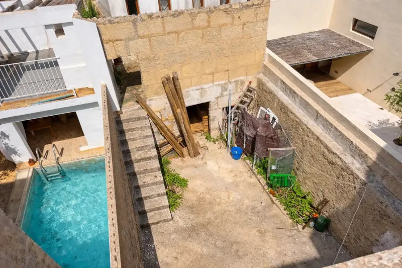A rare opportunity has arisen in the historic center of Artà: a ruin with an approved construction project for an extraordinary townhouse — photo 4