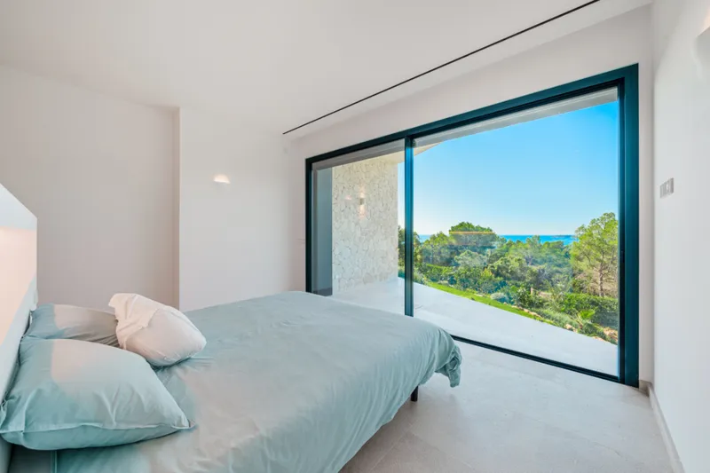 Sea view villa in Costa den Blanes — photo 12