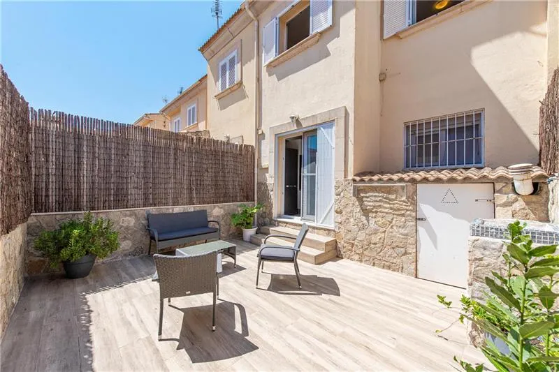 Semi-detached house with terraces — photo 11