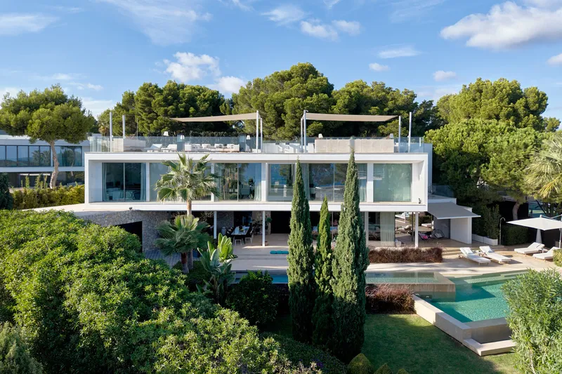 Luxury designer villa with sea views in Sol de Mallorca - Marcel Remus Real Estate — photo 2