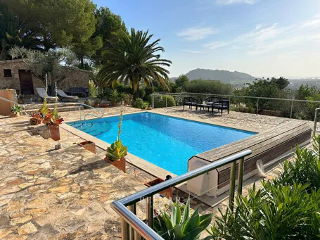 Finca in Son Servera with phenomenal panoramic views as far as the sea — photo 2