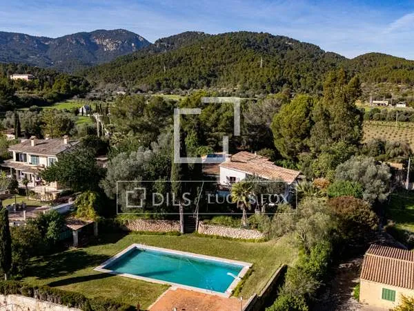 359m² house / villa for sale in Esporles, Balearic Islands — photo 3