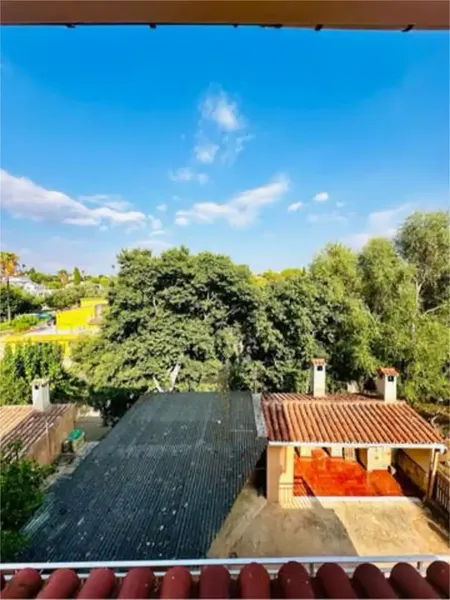 House with great potential, spaciousness and privileged location in Establiments. Ideal even for two families — photo 4