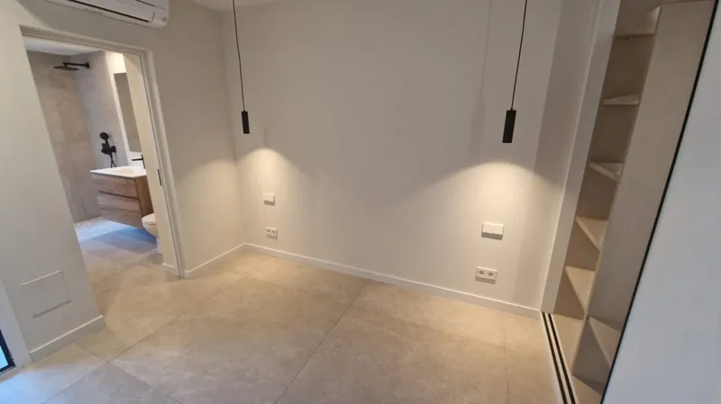 Discover a spacious and modern unfurnished apartment in the heart of Palma Center – for sale — photo 7