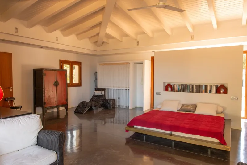 Spectacular Villa with Sea Views — photo 8