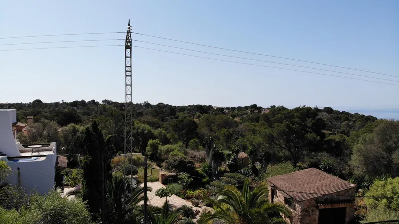 Excellent plot with construction project and approved license in Cala Santanyí — photo 4