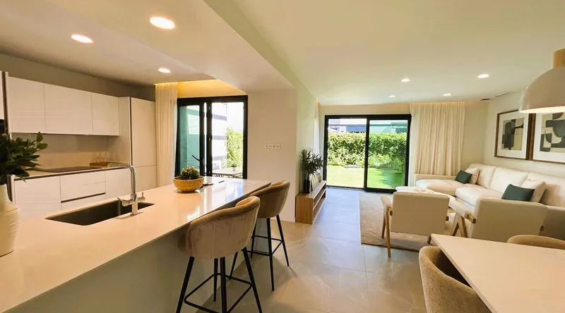 Real estate picture 0 Ref. No. 75710 — photo 9