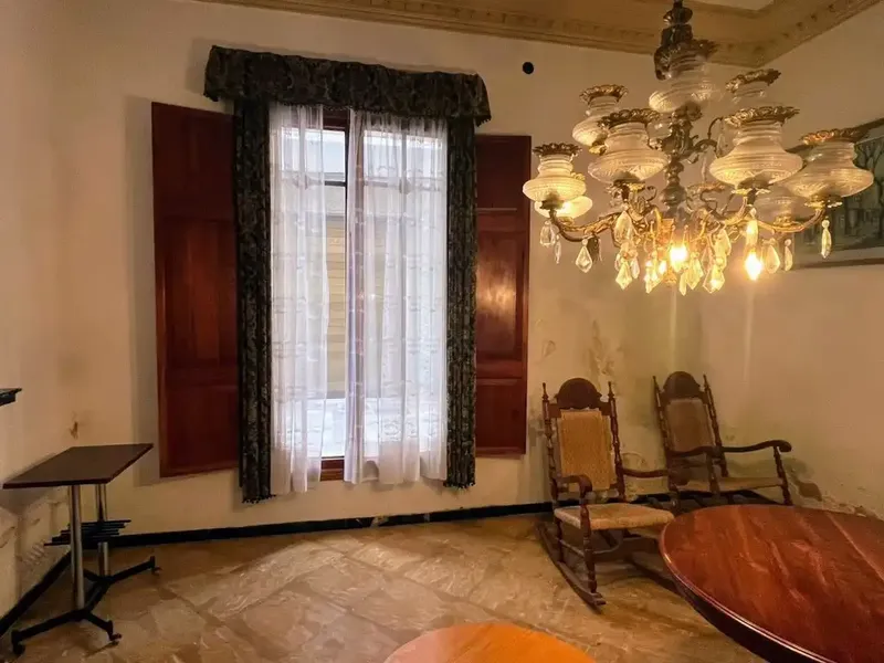 Manor house in Manacor with great renovation potential — photo 3