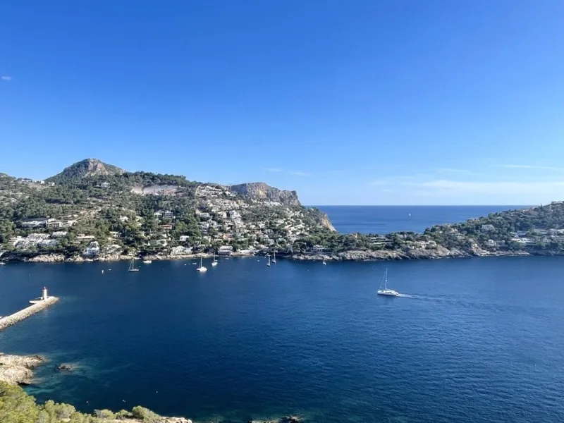 Penthouse with huge rooftop terrace and breathtaking sea and harbor views for rent in Puerto Andratx - Port d'Andratx - 2 Bedrooms, 142.28 m² — photo 2