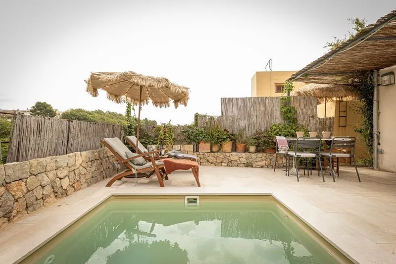 Charming village house with private pool in Genova — photo 1