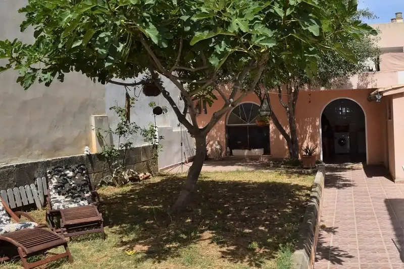Spacious chalet with private pool and garden, set on 500 m² of land, in Colònia de Sant Pere. It has approx. 260 m² distri — photo 10