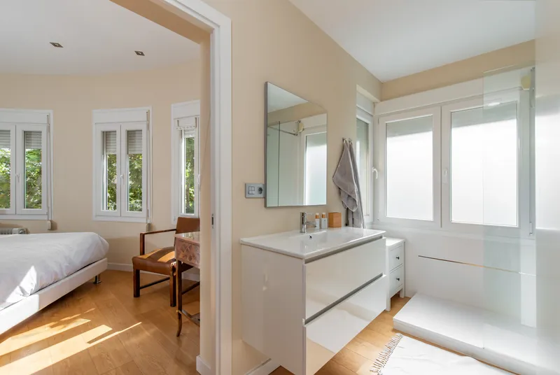 Reserved!! Stylish, renovated apartment for sale in the center of Palma — photo 11