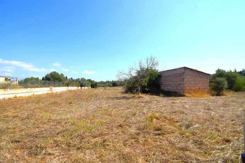 Discover this magnificent rustic estate located in the Son Blay area, just 2.7 km from the town center and with direct access by road — photo 12