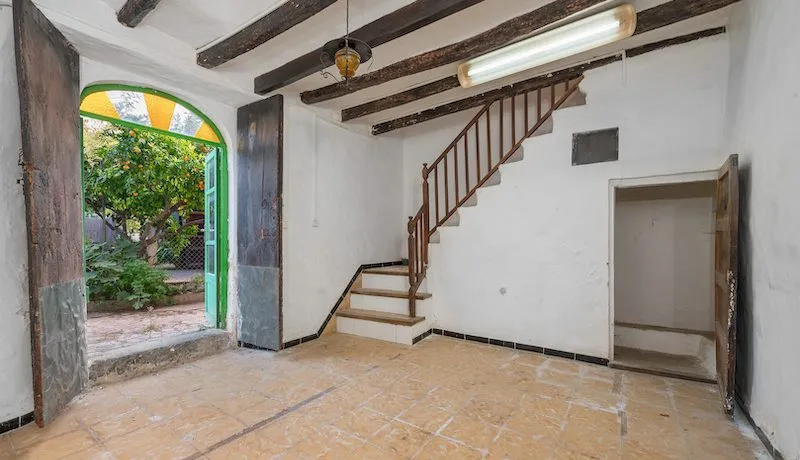Townhouse to renovate in the center of Sóller — photo 3
