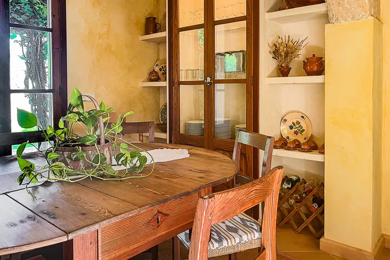 Timeless Elegance: Renovated 19th-Century Mill as a Living Paradise with Pool and Studio — photo 3