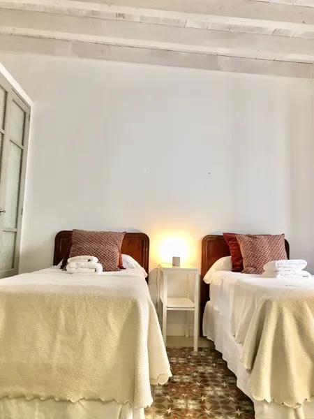 Two-bedroom apartment in the historic center of Palma — photo 12