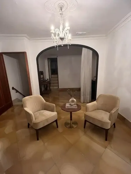 Looking for a home with character, space and many possibilities in the center of Inca? — photo 8