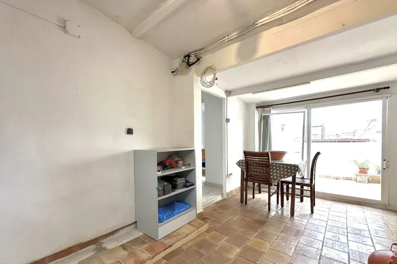 Apartment in the second line from the sea in Portixol — photo 8