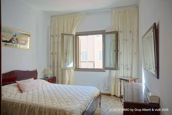 Apartment on Calle d'Antoni Pons 23, Camp d'En Serralta — photo 2