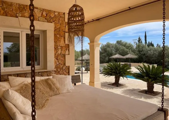 Detached house in Llucmajor Interior, Llucmajor — photo 1