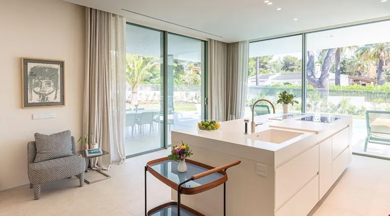 Contemporary Architectural Villa with Wellness Spaces for Sale in Santa Ponsa — photo 7
