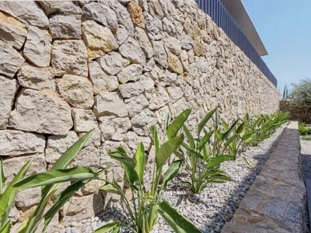 Modern villa with a pool near the beach in Cala Mendia — photo 4