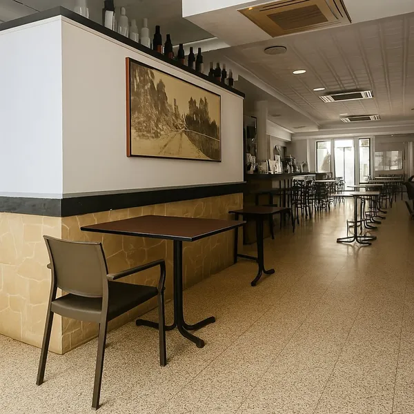 Commercial premises of 130 m2 in Coll d'en Rabassa — photo 6