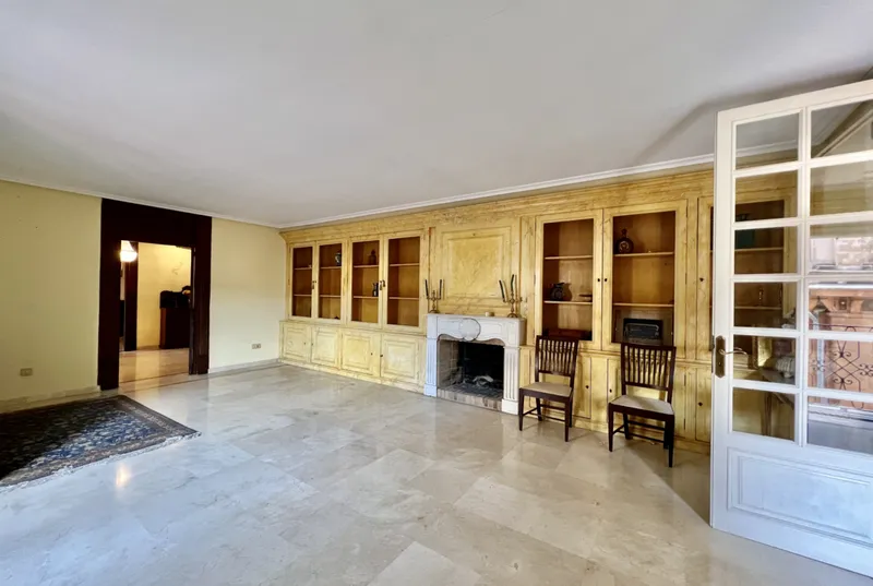 Apartment in a stately building in the old town of Palma — photo 5