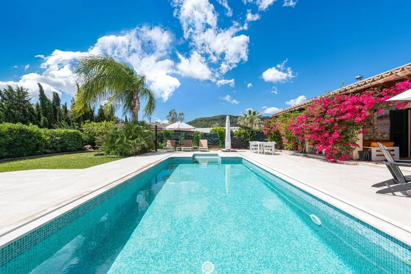 Fully reformed energy-efficient detached villa with heated saltwater pool in Crestatx — photo 3