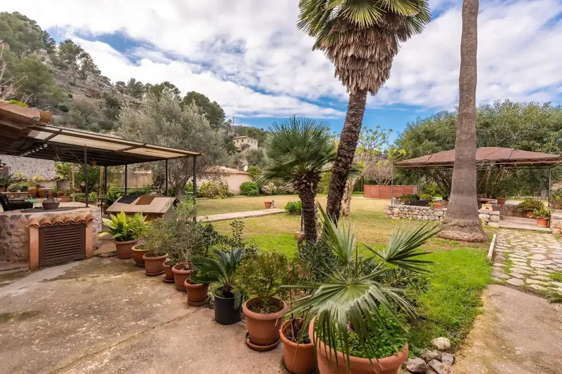 Charming natural stone finca in Sóller completely renovated in rustic style, offers wonderful mountain views — photo 8